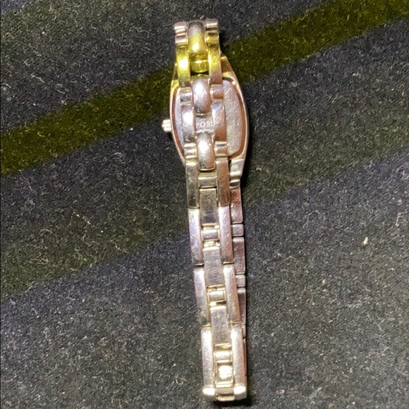 Silver fossil watch - Picture 4 of 5
